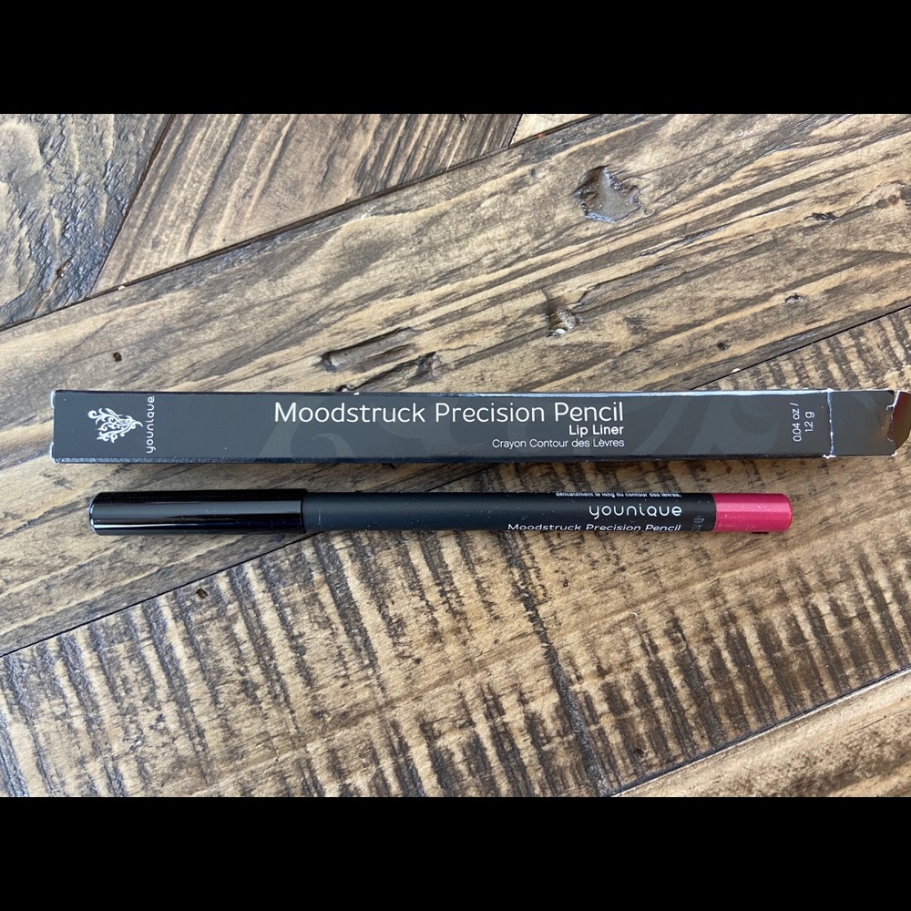 Pink Lip Liner